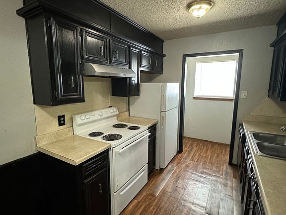 5th image of 7405 Waco Ave APT C