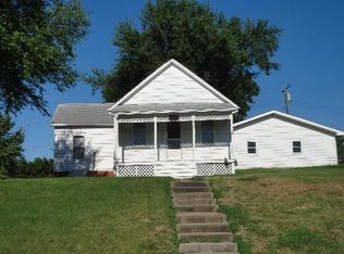 917 George St, Atchison, KS 66002