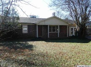 2205 Apollo Ln SE, Decatur, AL 35601