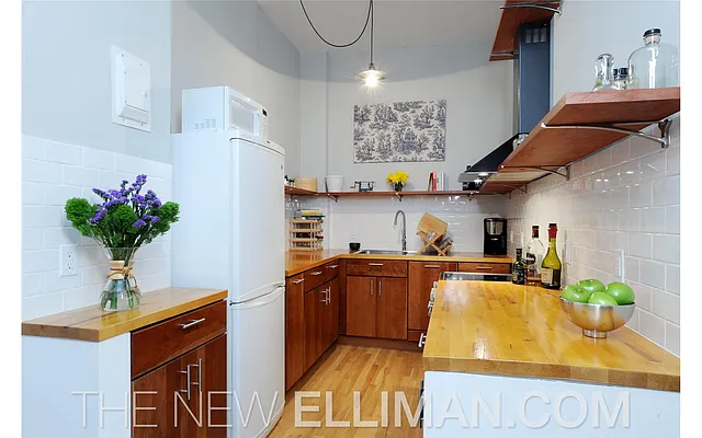 Sold by Douglas Elliman | media 12