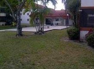 10905 N Kendall Dr APT 304, Miami, FL 33176