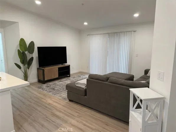 2040 Las Colinas Cir Unit 307, Corona, CA 92879