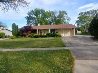 575 Audubon St, Hoffman Estates, IL 60169