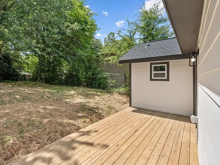 149 Edwards St NW — Photo 29