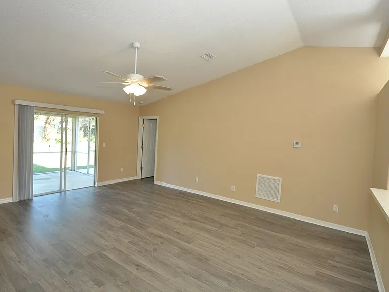 23 Primrose Ln — Photo 26