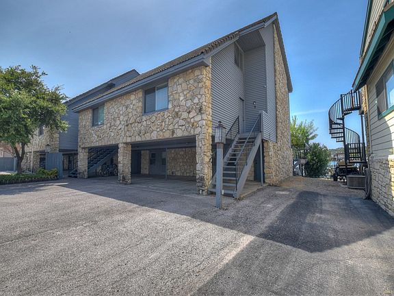 2nd image of 107 Island Dr