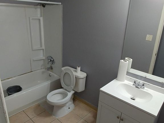 2nd image of 7534 Bristol Ln Unit 3