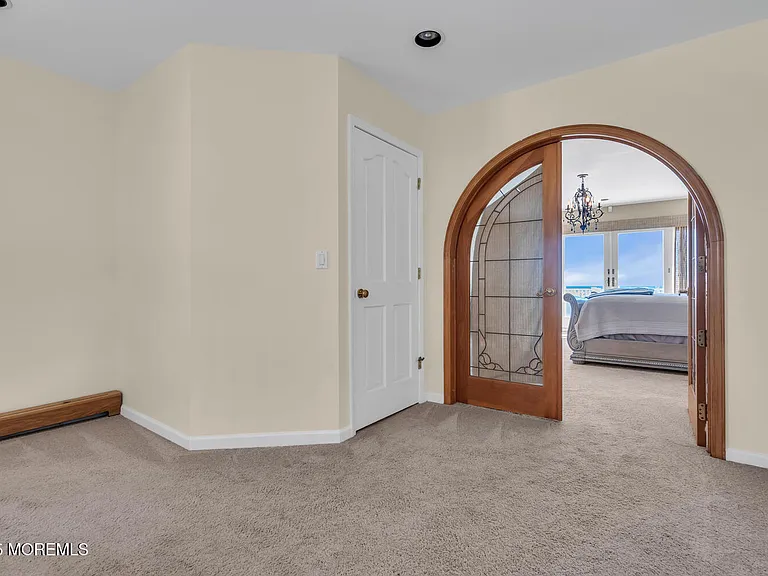 115 N Ocean Ave — Photo 47