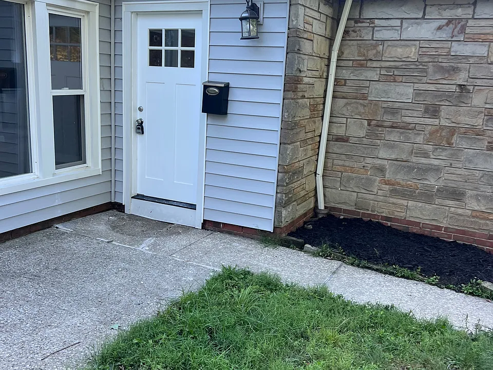 1026 Renfield Rd