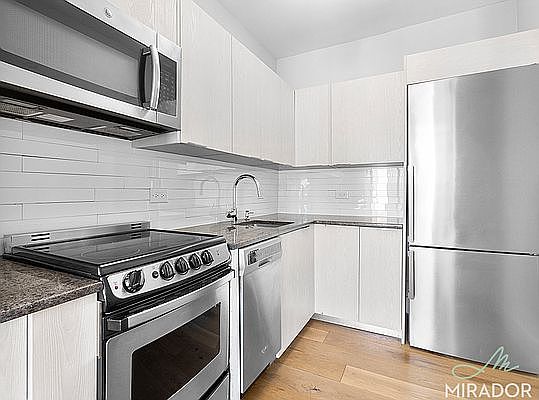 4th image of 237 E 34th St #2203