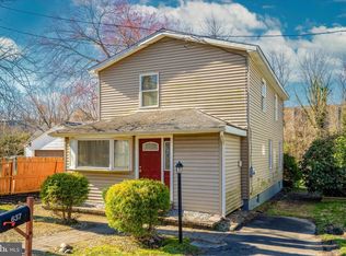 637 Penn St, Trevose, PA 19053