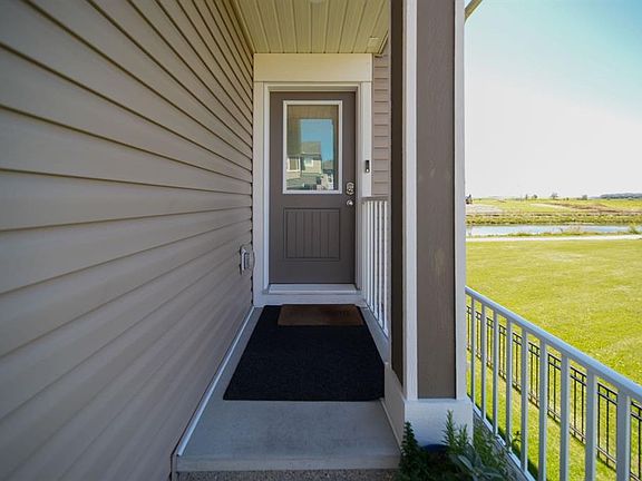 4th image of 1407 S 3rd St SE #61