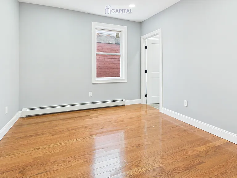 100 Knight St #2 — Photo 11