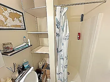 428 E 3rd St #1 — Photo 4