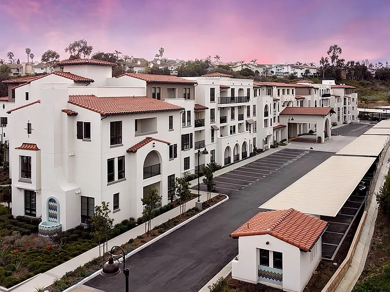 Everleigh San Clemente- 55+ Active Adult Apartment Homes — Photo 27