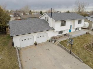 1207 Liberty Ln, Gillette, WY 82716