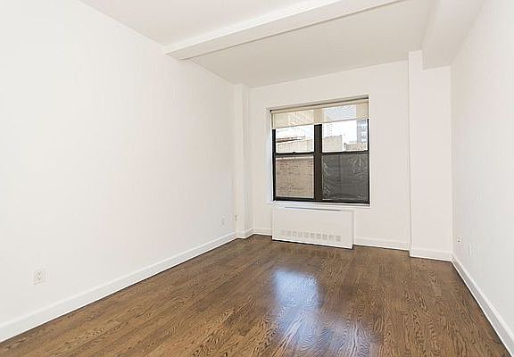 4th image of 212 W 91st St APT 430