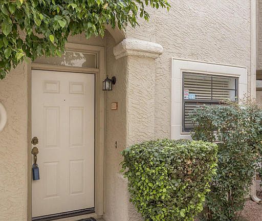 2nd image of 8300 E Via De Ventura Unit 1035