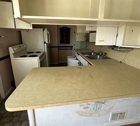 4th image of 420 Prairie St