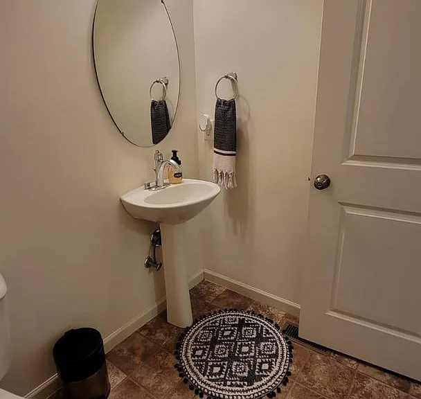 6417 Creekbend Dr — Photo 6