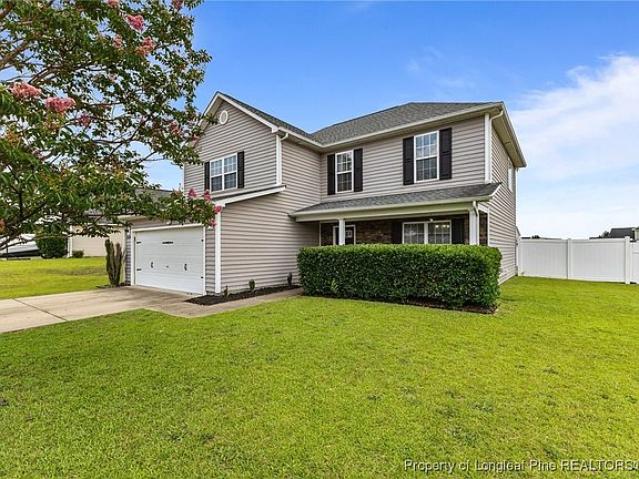 3rd image of 5029 Windflower Dr