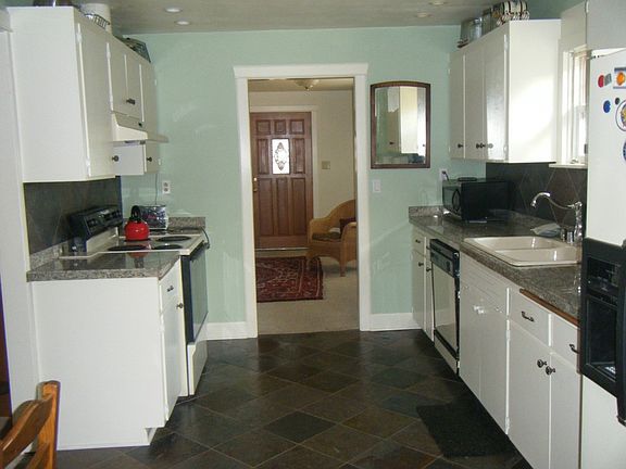 2nd image of 704 11th St NW