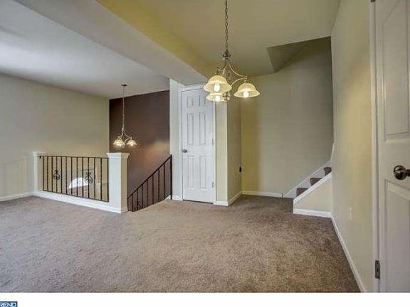 4th image of 21 Silver Lake Ter APT 3