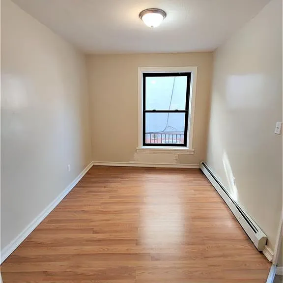 345 Legion St — Photo 10