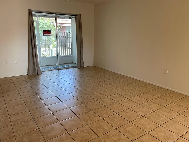 3952 Elvira Ct #VILLA — Photo 8