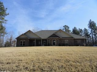 402 Demuth Ln, Benton, AR 72019