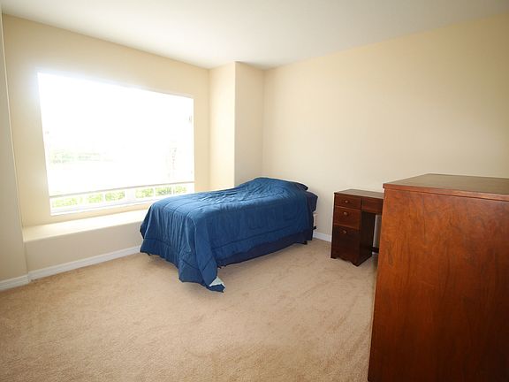 4th image of 10638 Lucaya Dr