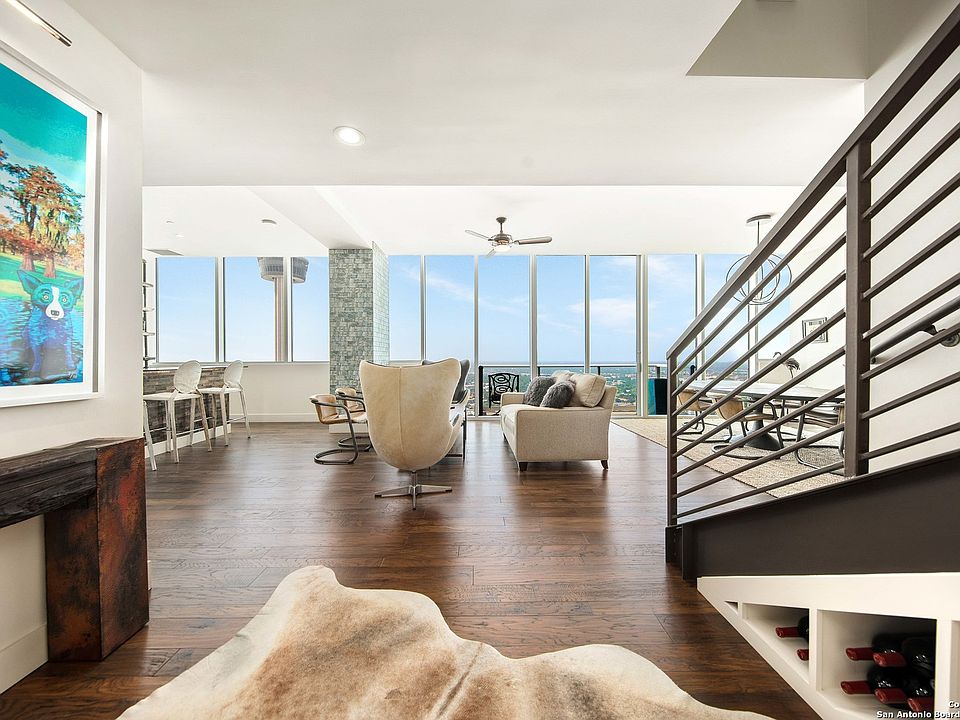 1st image of 610 E MARKET STREET #3003