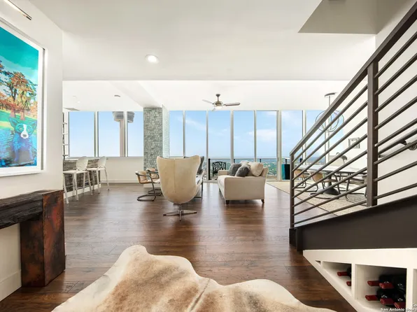 610 E MARKET STREET #3003, San Antonio, TX 78205