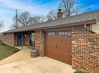 9310 Wheeler Arch Rd, Mountain Grove, MO 65711