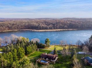 8473 Gail Dr, Holly, MI