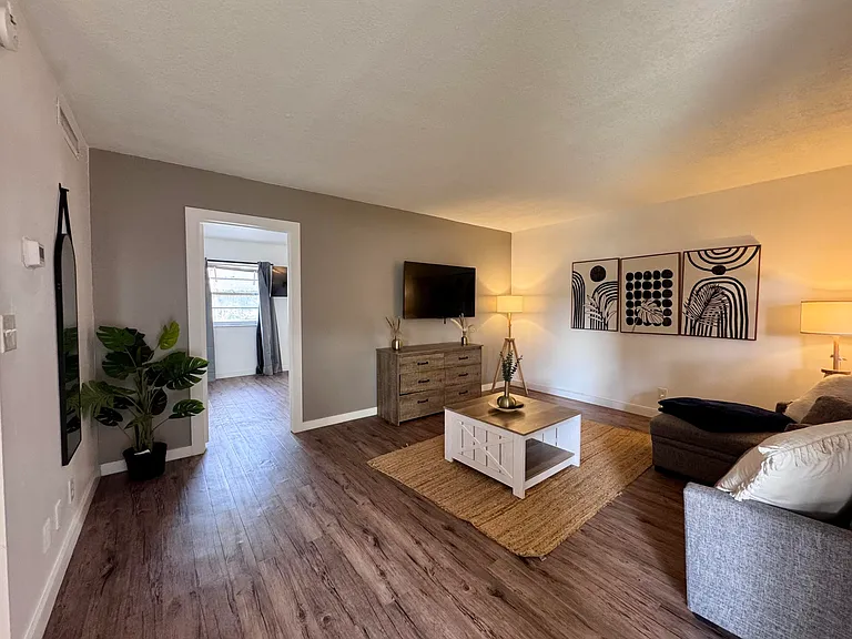 202 Lucerne Ave #12 — Photo 30