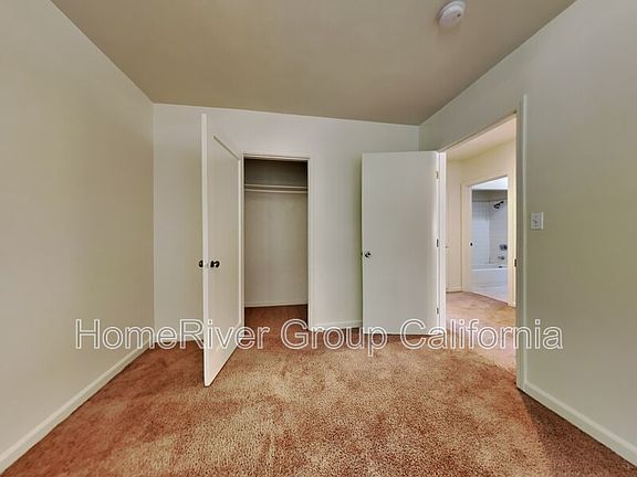 4th image of 3887 14th Ave