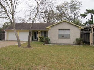 1110 Hidden Valley Dr, Houston, TX 77088