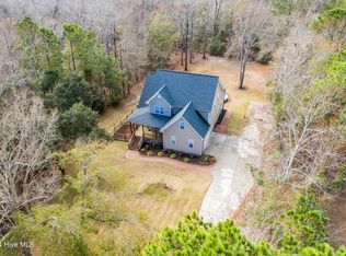 516 N Line Dr, Hampstead, NC 28443