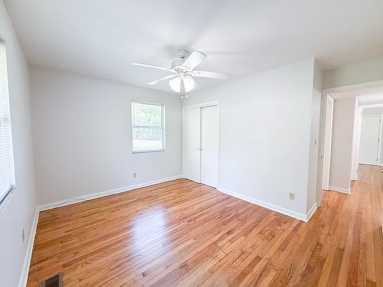 1666 Mayhew St — Photo 44