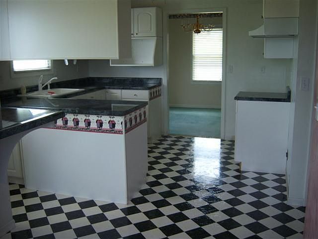 2nd image of 415 Quail Run Rd