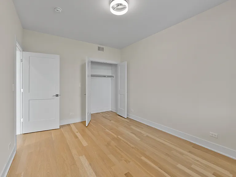 1837 S Canalport Ave #2W — Photo 5
