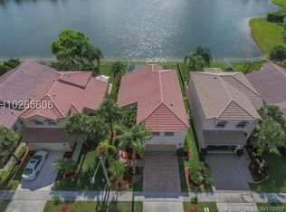 1239 NW 159th Ave, Pembroke Pines, FL 33028