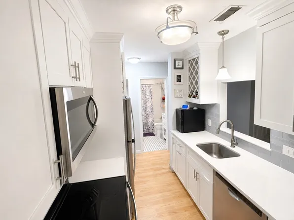 229 Lake St Unit D, Weymouth, MA 02189