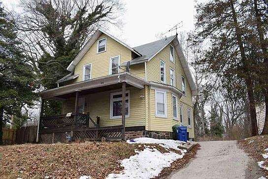 1st image of 5704 Anthony Ave