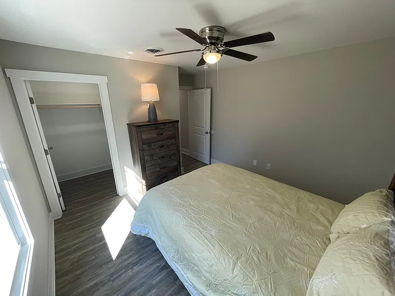 1308 S Main St — Photo 14