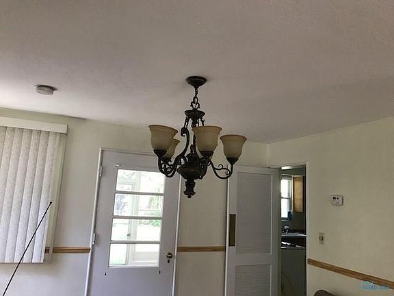 5th image of 3461 Goddard Rd