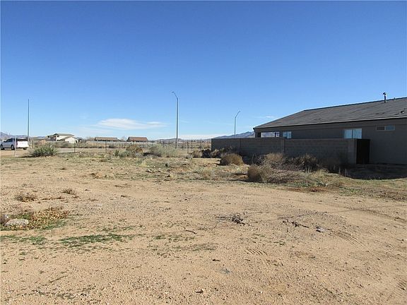 4th image of 00 NEVADA Street