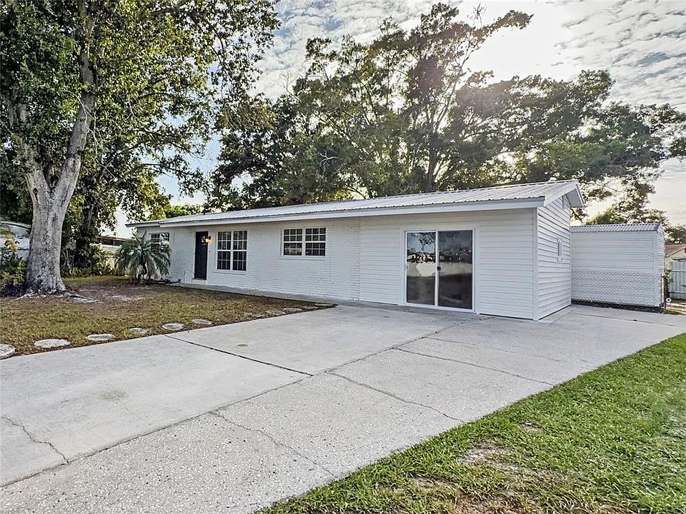 1st image of 6404 Willow Bend Pl