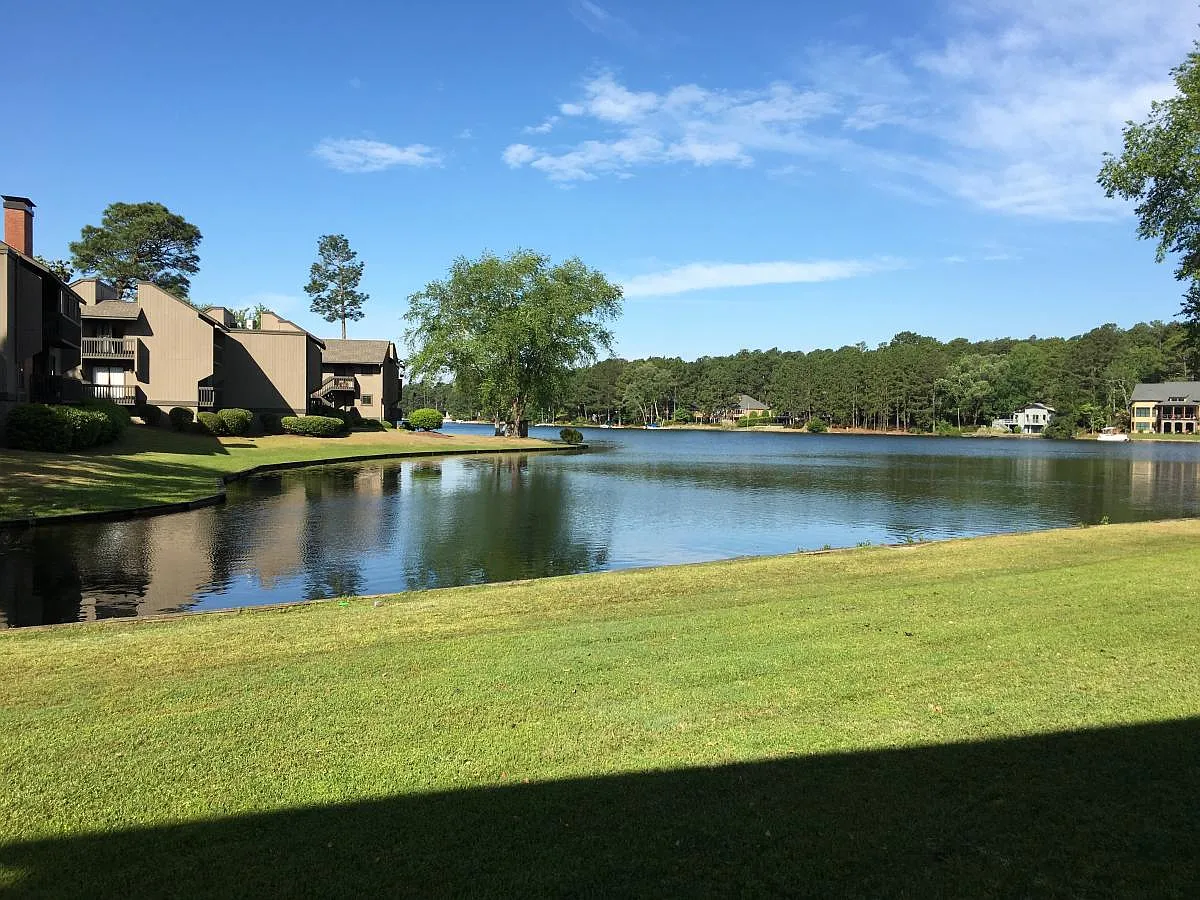 Building Photo - 250 Sugar Gum Ln #125